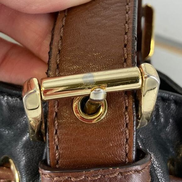 MICHAEL KORS, LARGE BLACK LEATHER SHOULDER BAG - Picture 7 of 13